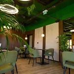 Hotel Adore 3*