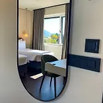 Adore 3*