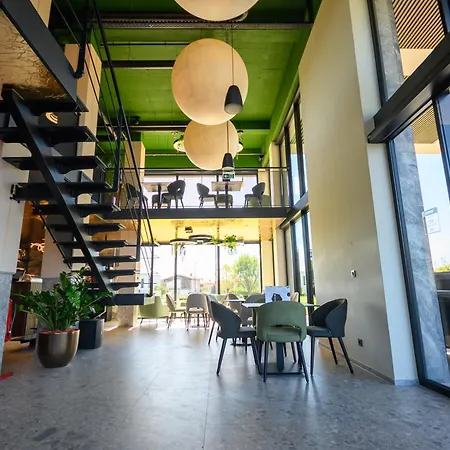 Adore Hotel 3*